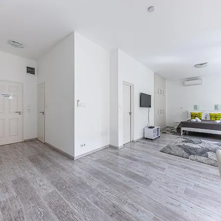 Apartament Cozy At Margaret Blvd Prime Buda Location With Ac Budapesta