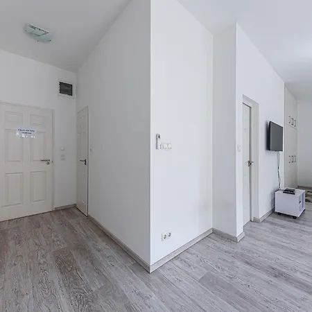 דירה Cozy At Margaret Blvd Prime Buda Location With Ac *
